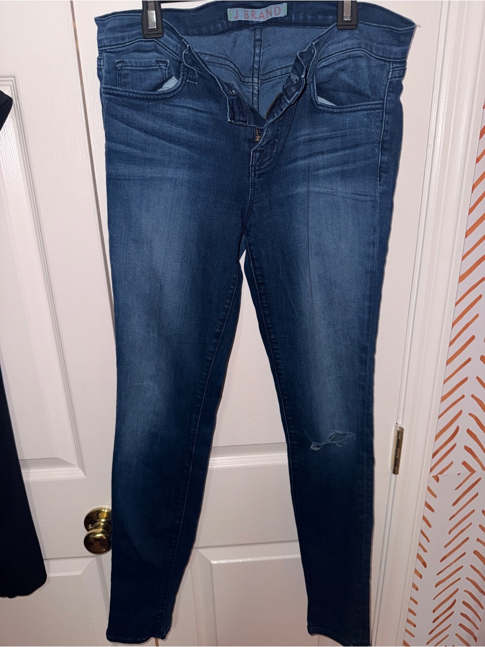 J Brand Dark Blue Skinny Jeans | Ripped Knee | sz 29